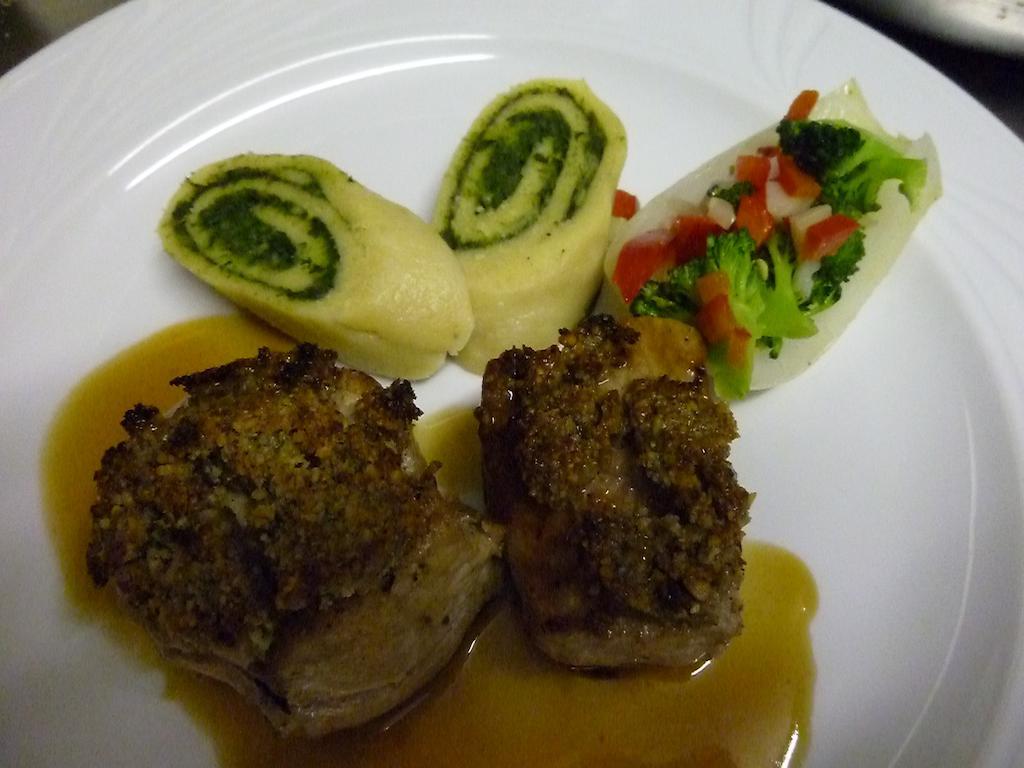 Gasthaus St. Valentin 치우사 외부 사진